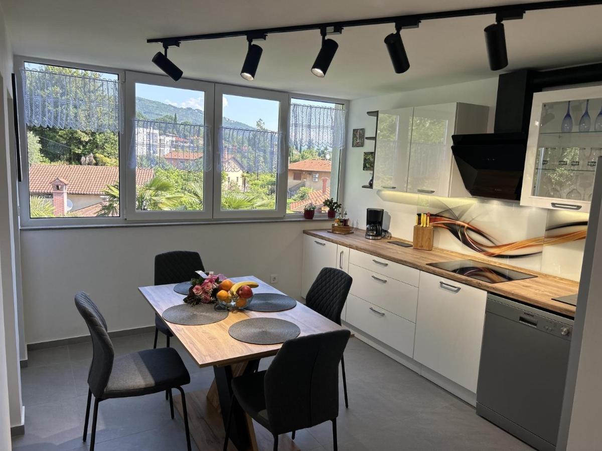 Apartment Toni ロヴラン エクステリア 写真