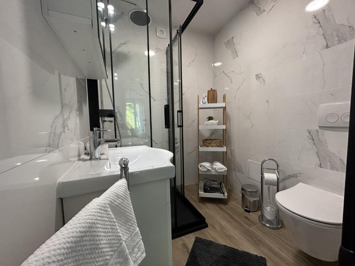 Apartment Toni ロヴラン エクステリア 写真